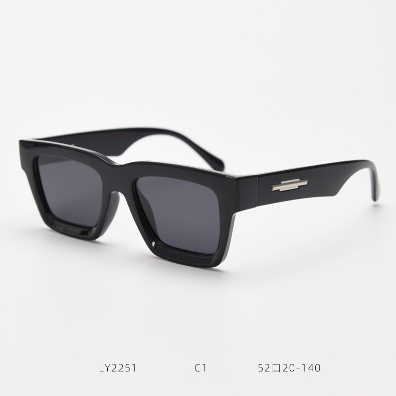 Polarized Sunglasses Women Fashion Outdoor Driving UV400 Retro Trendy Shades