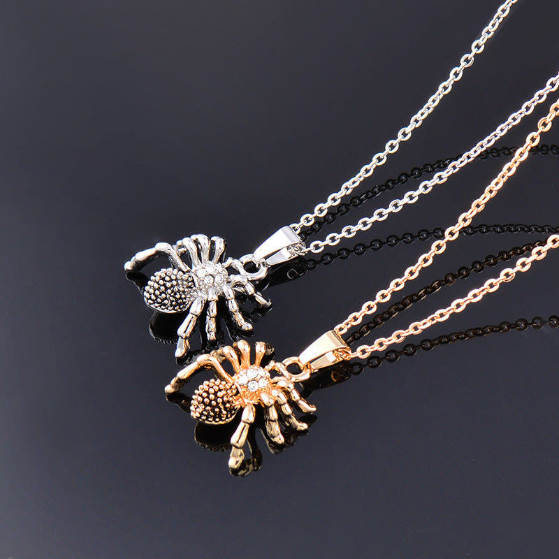 Spider Necklace for Women Men Gothic Pendant Fashion Jewelry Halloween Accessory