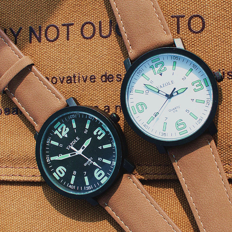 Unisex Large Frame Quartz Watch Leather Strap Pin Buckle