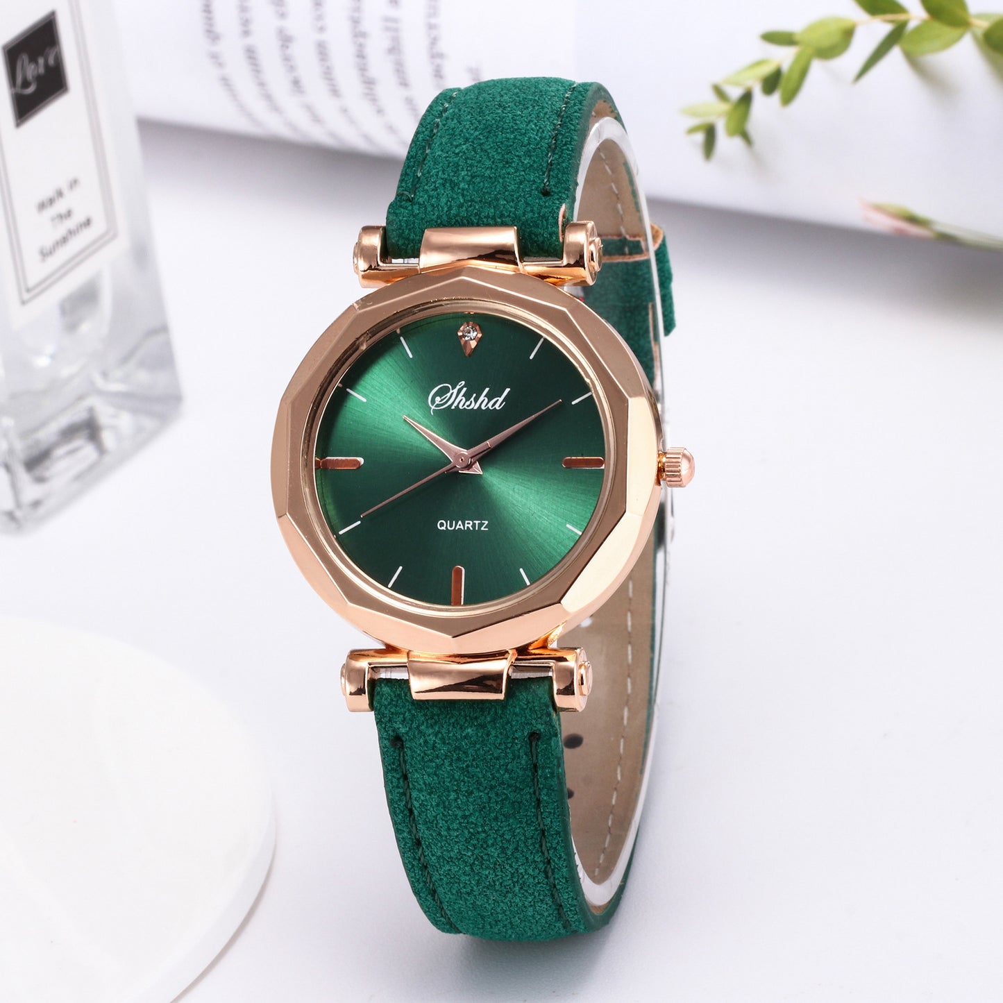Ladies Casual Watches Korean Style White Dial Strap