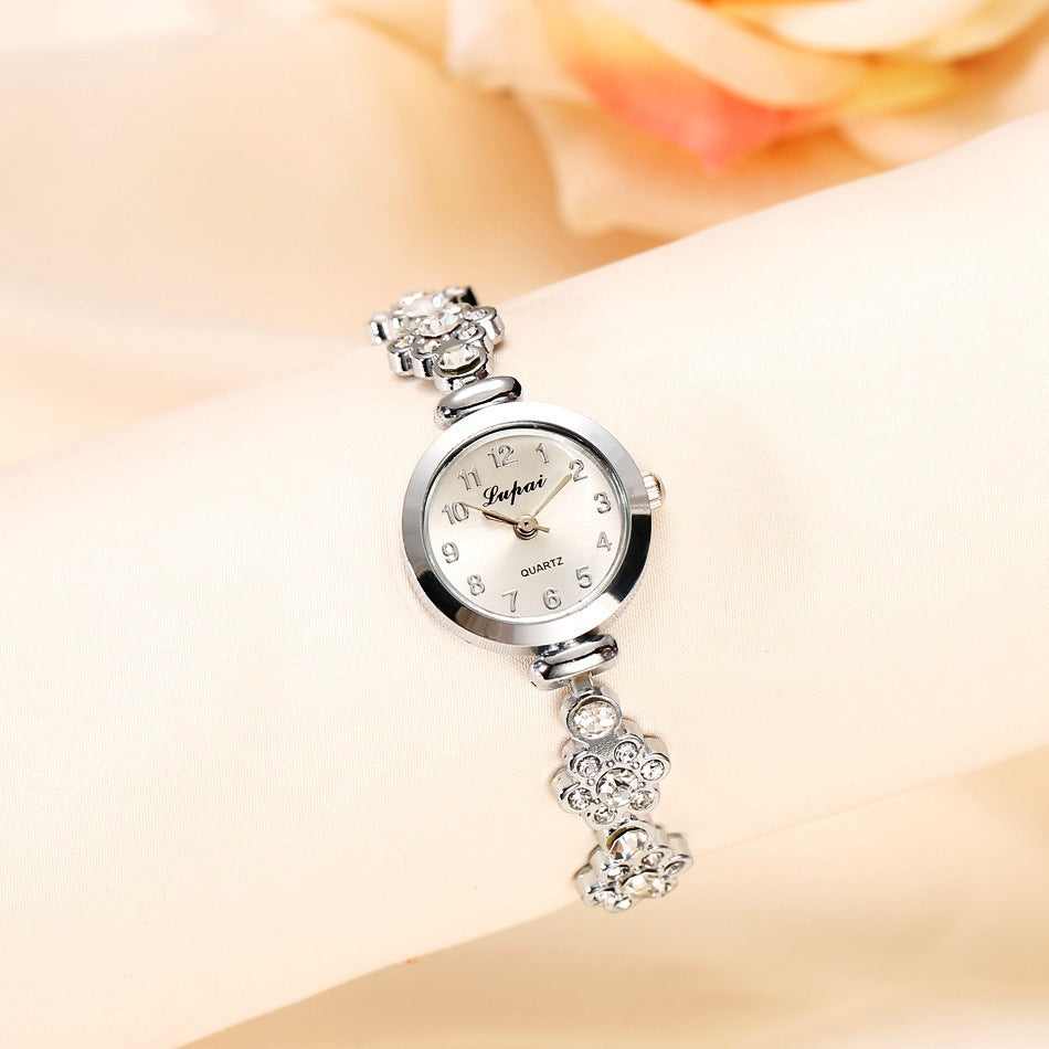 Ladies Flower Bracelet Watch Casual Quartz Silicone Strap
