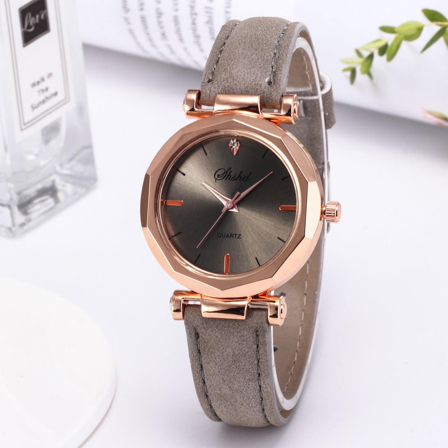 Ladies Casual Watches Korean Style White Dial Strap
