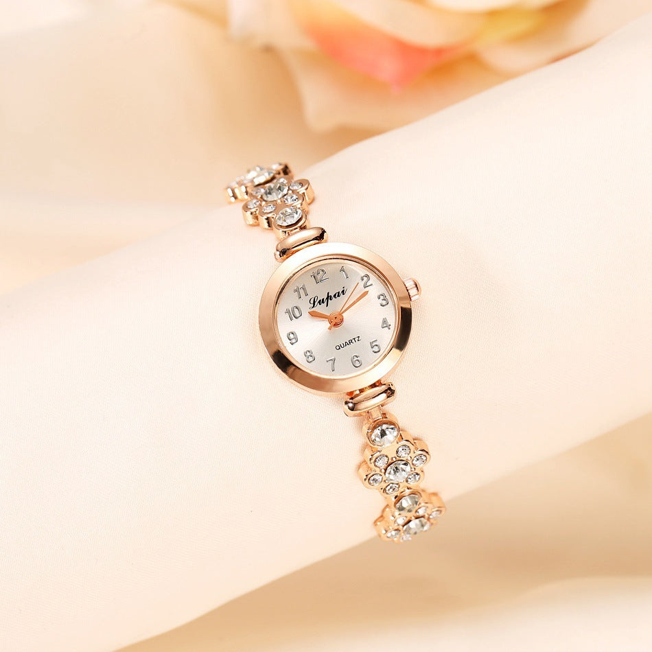 Ladies Flower Bracelet Watch Casual Quartz Silicone Strap