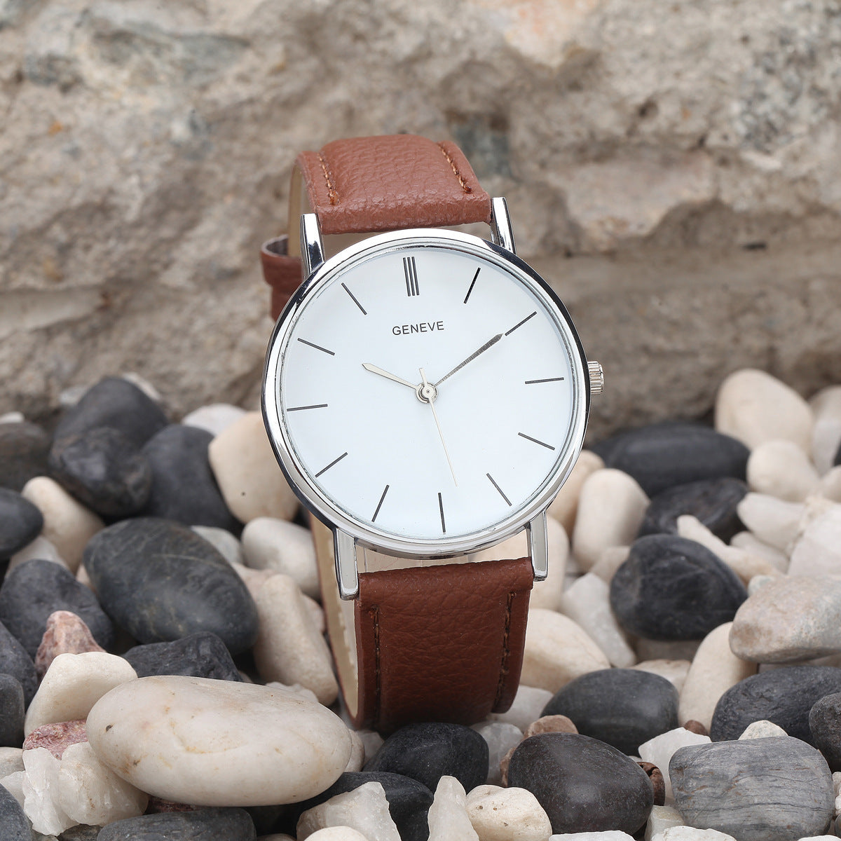 Geneva Imitation Leather Strap Watch 38mm Dial Quartz