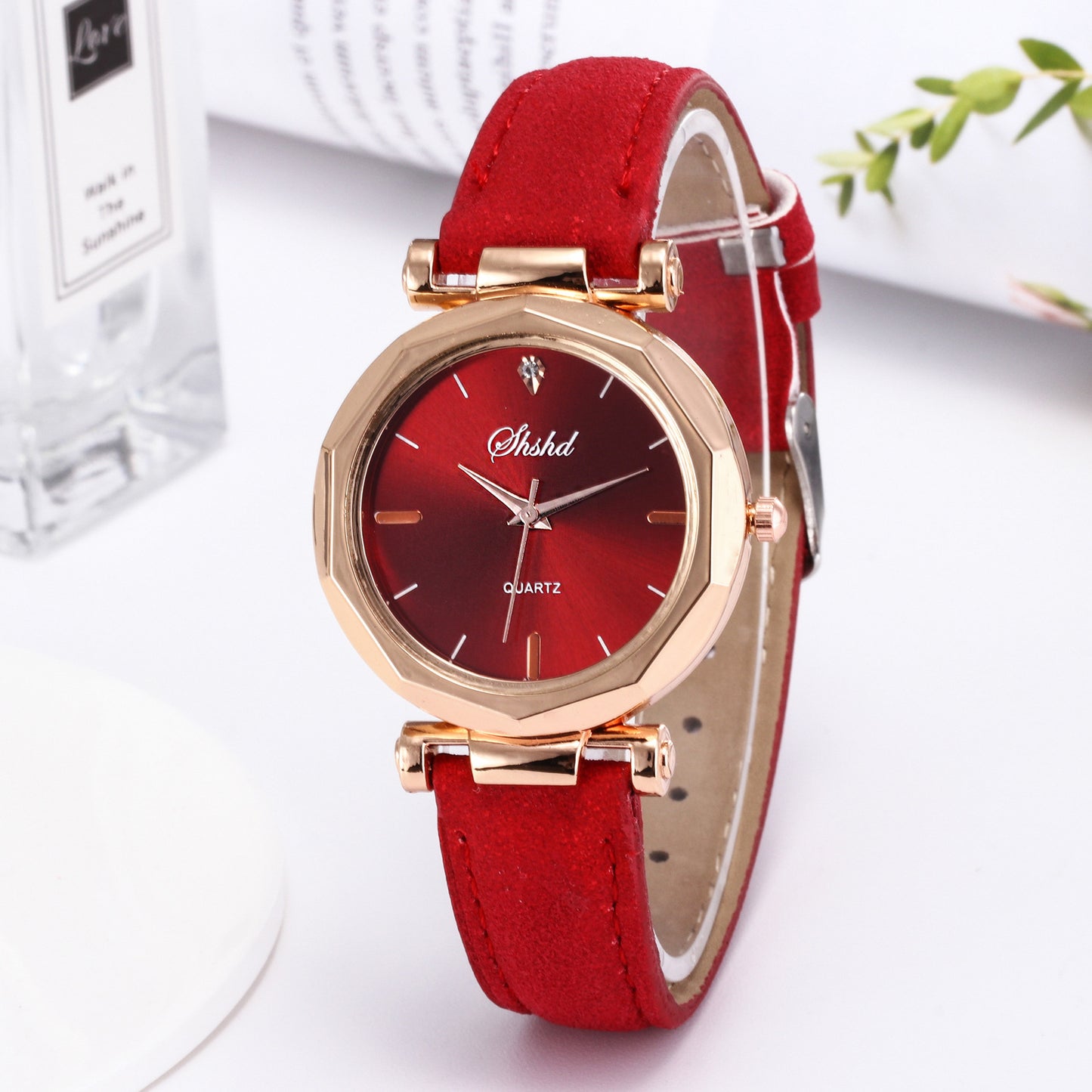 Ladies Casual Watches Korean Style White Dial Strap