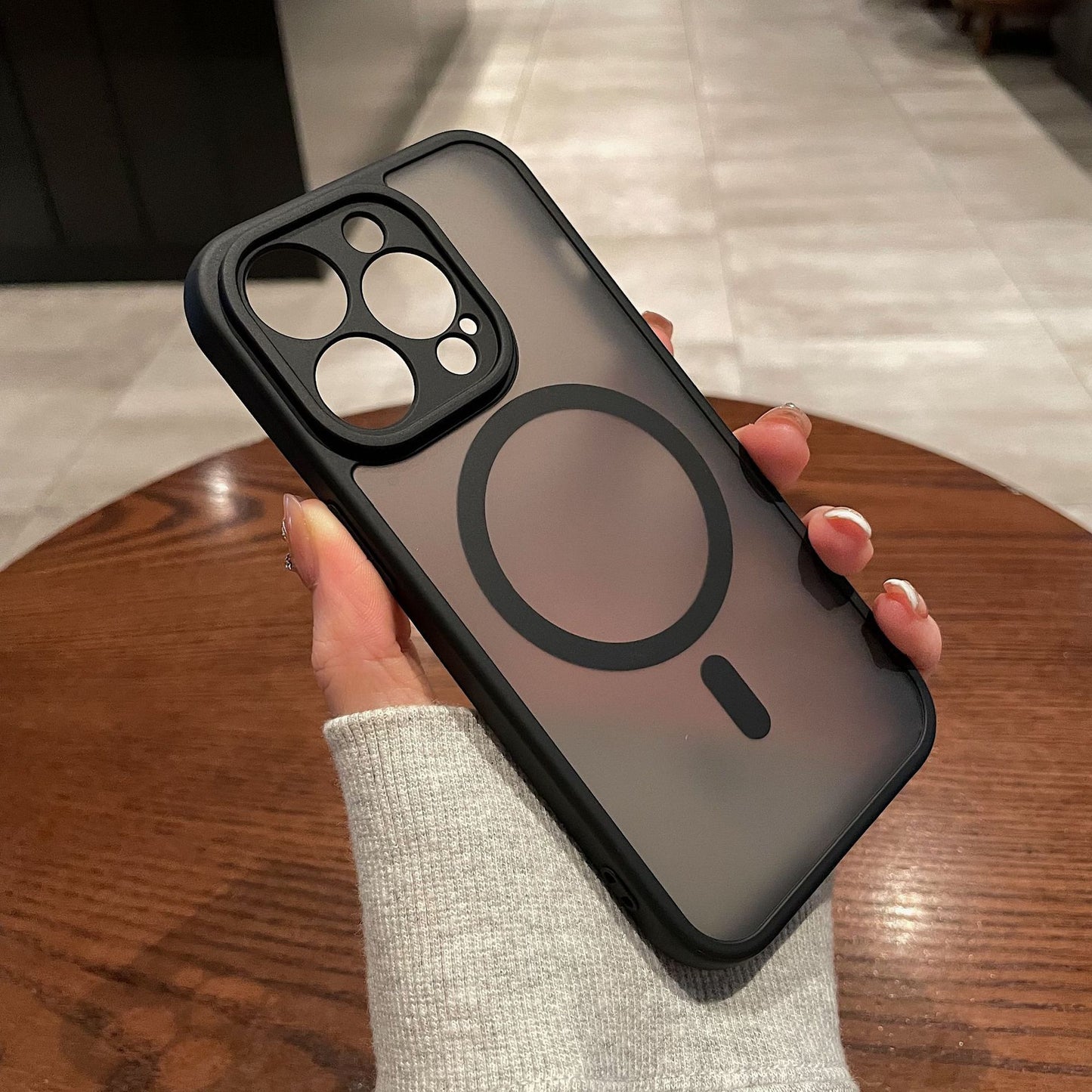 Magnetic Wireless Charging Phone Case For iPhone Black