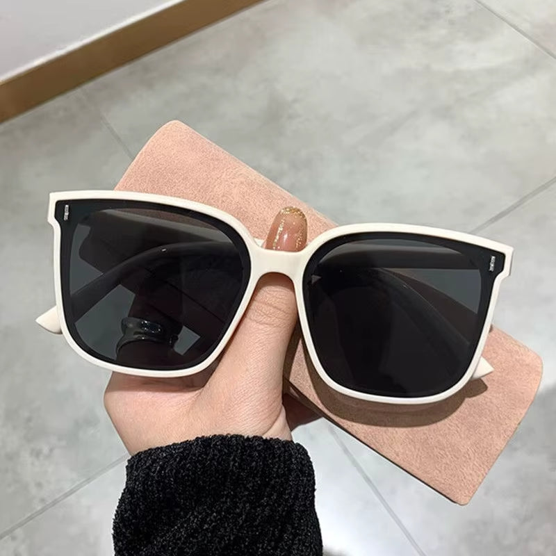 OIMG Vintage Square Sunglasses Women Oversized Sunglass Men Retro Black Sun Glasses Shades Goggle UV400 Oculos De Sol