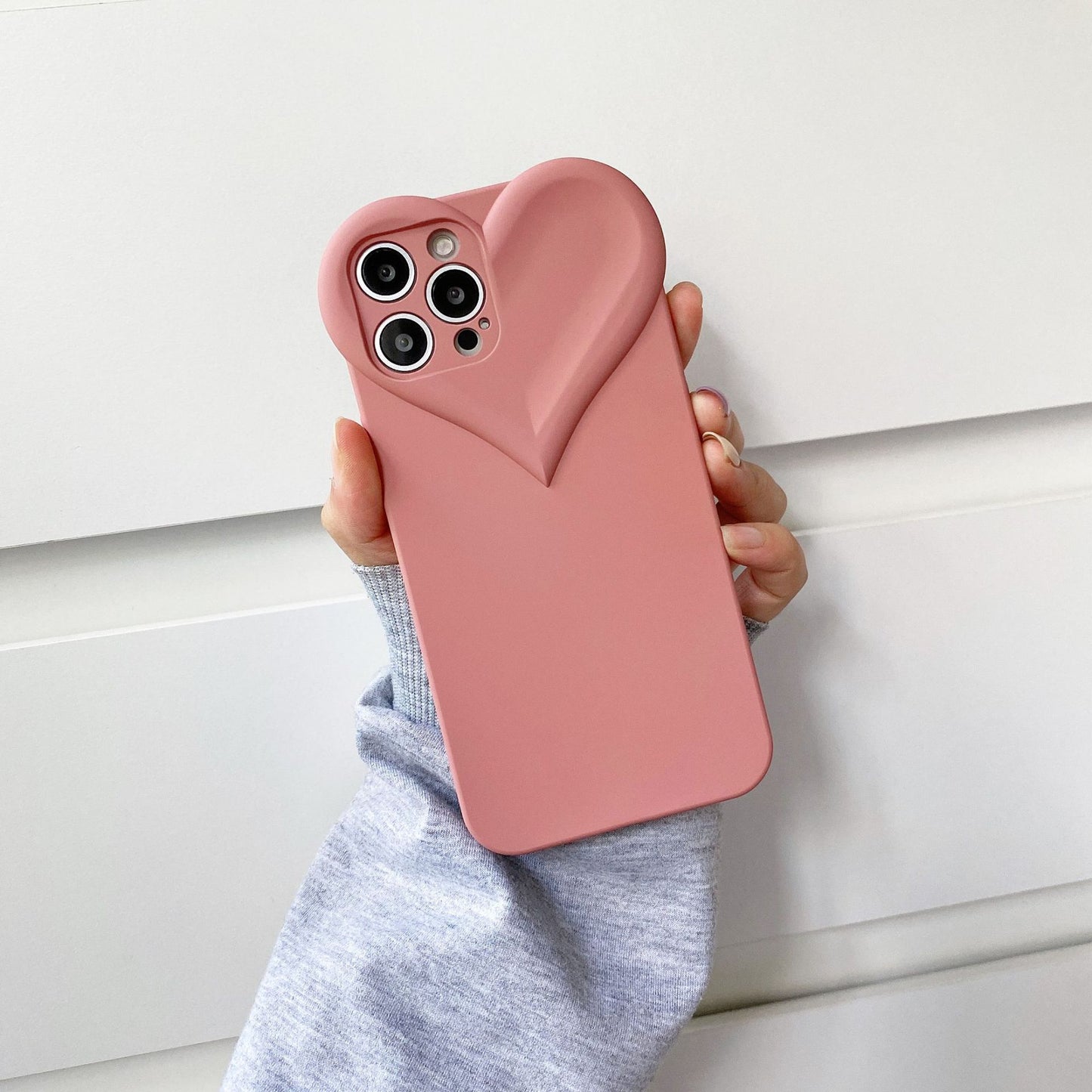 Love Heart TPU Phone Case European Style Protective Cover for iPhone X–15 Pro