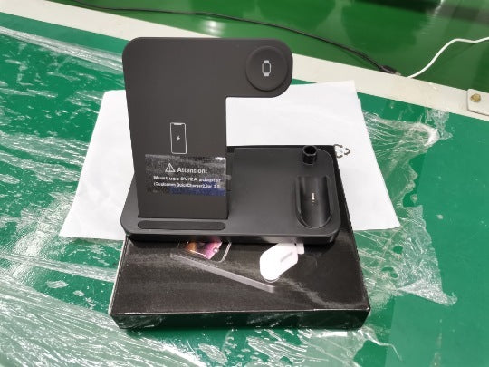 Neutral Quick Charge 15W Folding 4In1 Wireless Charger W30