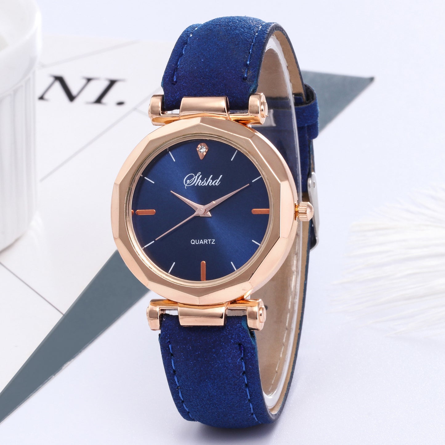 Ladies Casual Watches Korean Style White Dial Strap