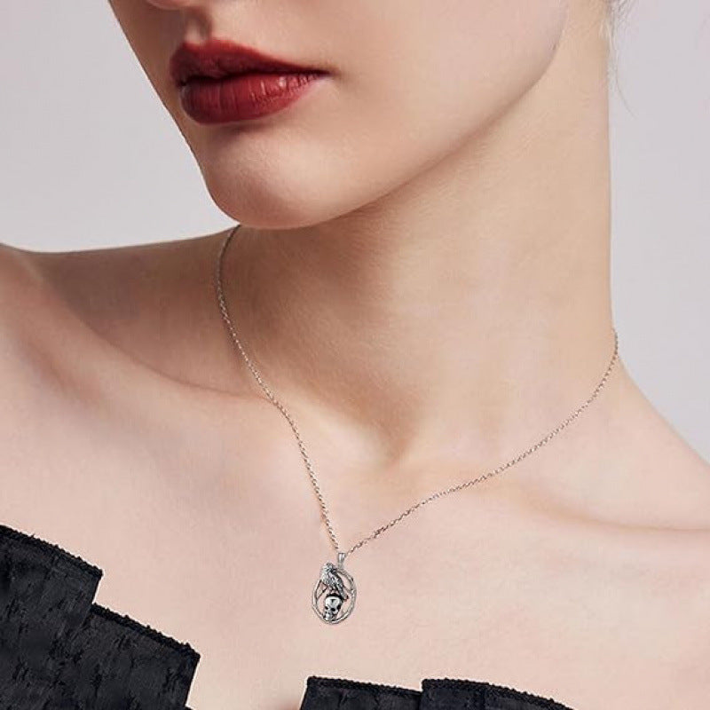 Creative Retro Skull Pendant Necklace Halloween Jewelry Gothic Costume Accessory