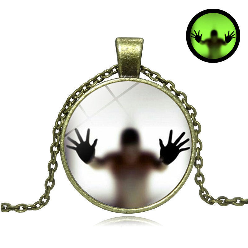 Halloween Luminous Round Necklace Glow in Dark Vintage Clavicle Pendant Jewelry