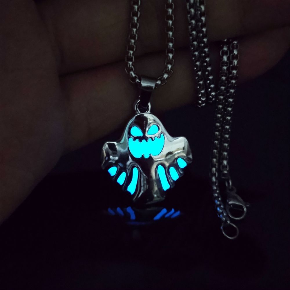 Halloween Luminous Ghost Pendant Necklace Glow in Dark Spooky Costume Jewelry