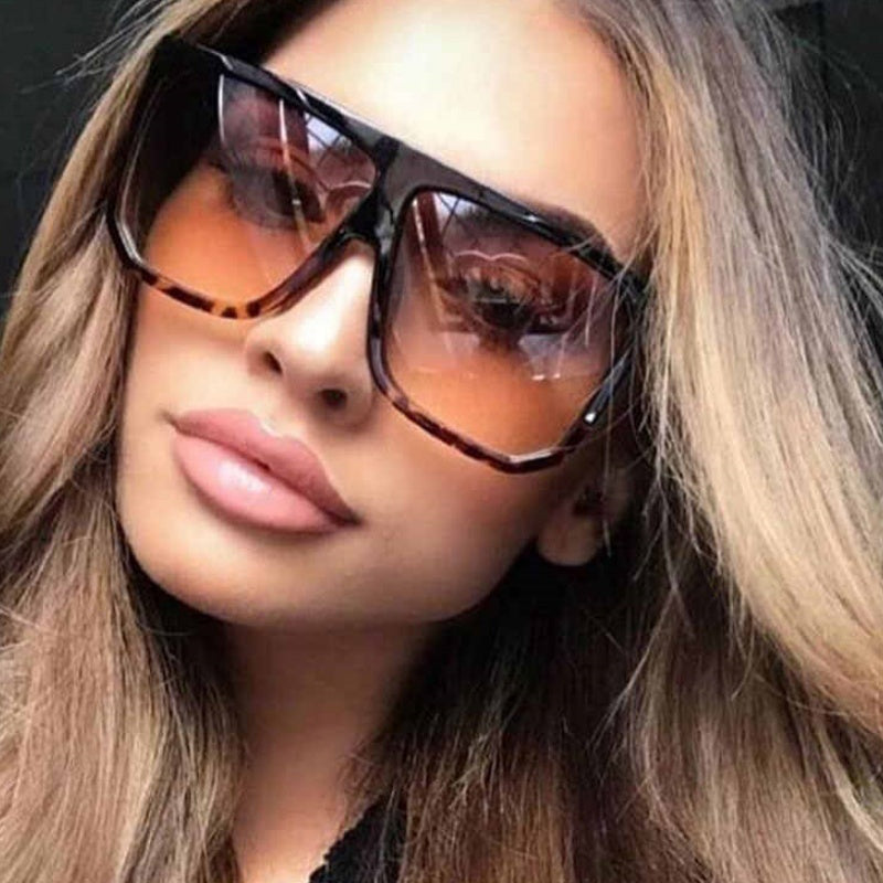 Large Frame Sunglasses for Women and Men - Fashion Retro UV400 PC Lens