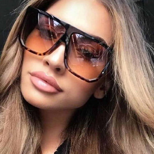 Large Frame Sunglasses for Women and Men - Fashion Retro UV400 PC Lens