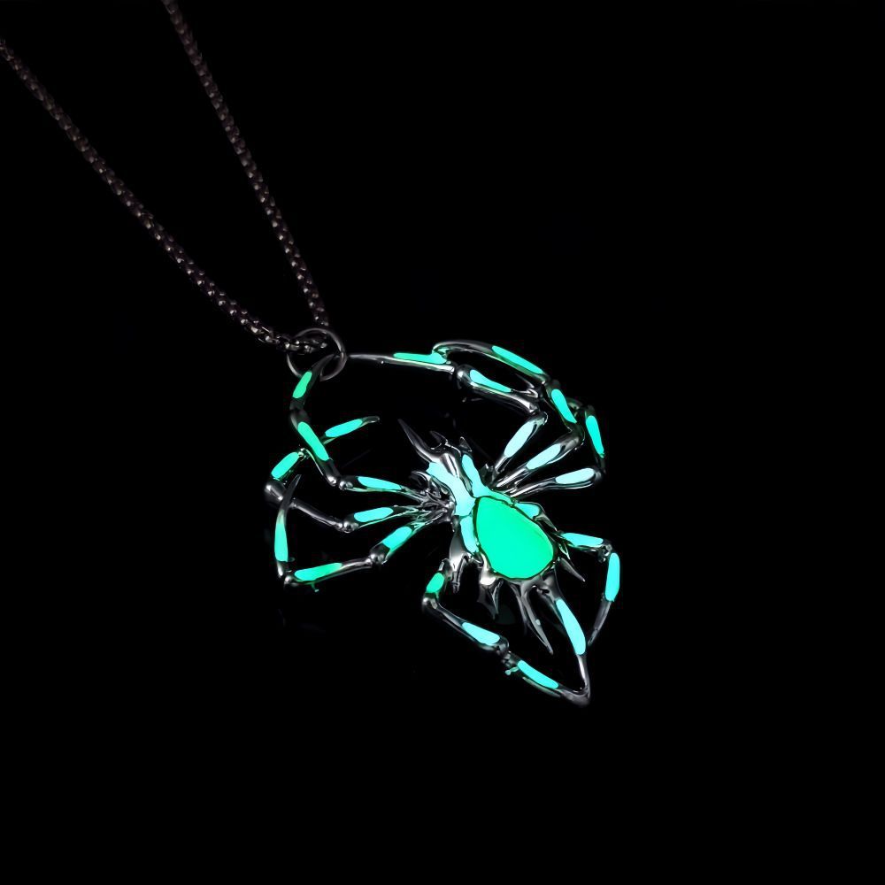 Halloween Luminous Spider Necklace Glow in Dark Vintage Fluorescent Jewelry Gift