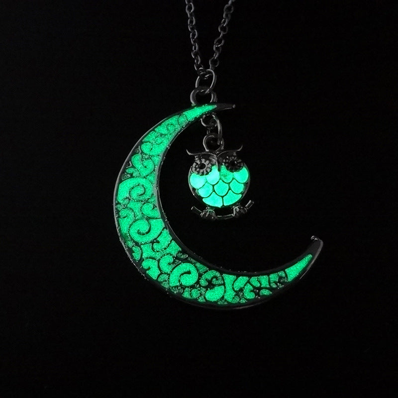 Glowing Pendant Necklace Silver Plated Chain Luminous Jewelry Gift for Women