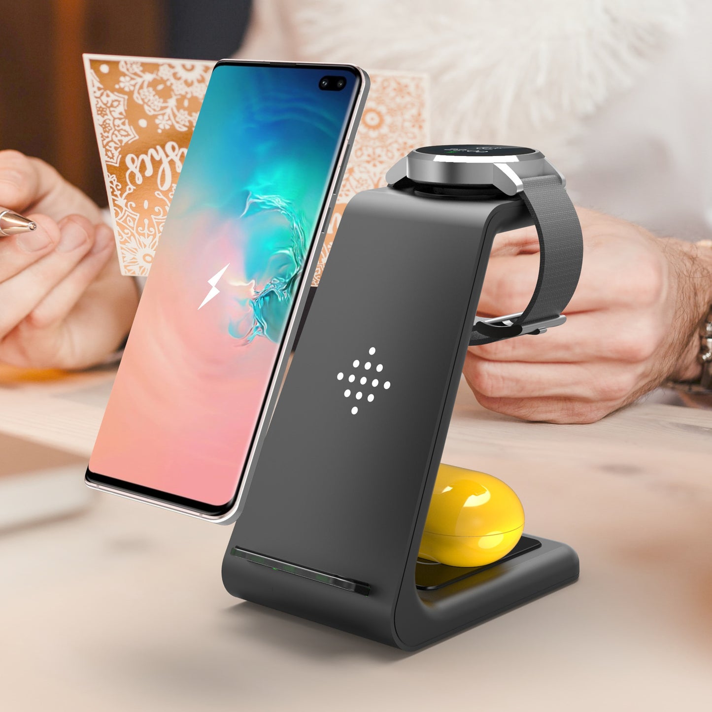 3 In 1 Fast Wireless Charging Station Stand For Phones