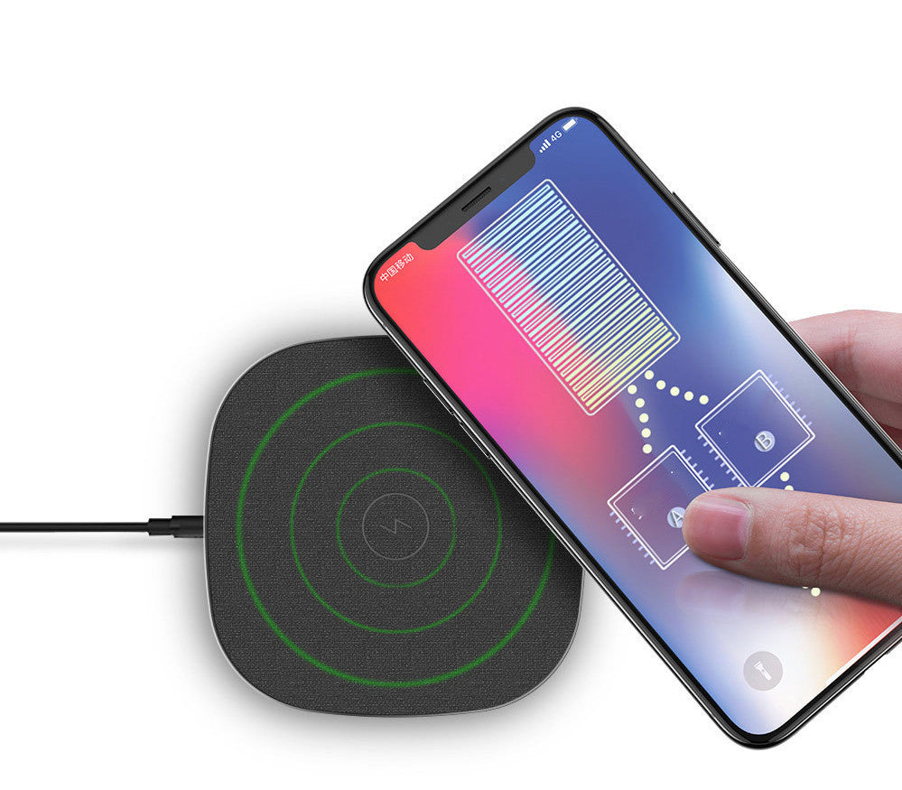 10W Fast Wireless Charger For Apple And Huawei Phones