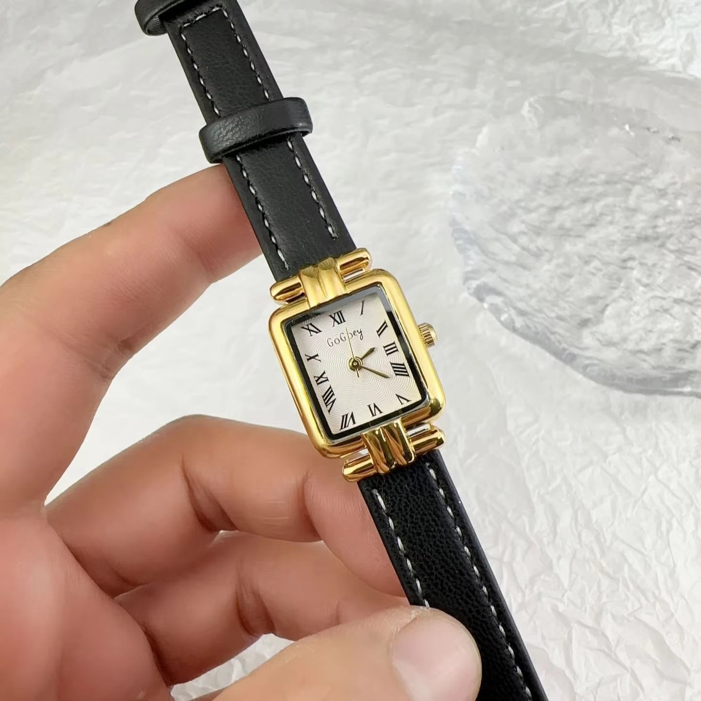 Fashion Ladies Watch Simple Vintage Roman Dial Quartz Watch Leather Strap Women Wristwatches Dropshipping Relojes Para Mujer