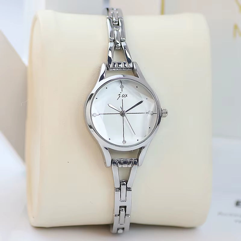 Women Bracelet Quartz Watch Includes Case, Free Shipping, Ships in 24 Hours