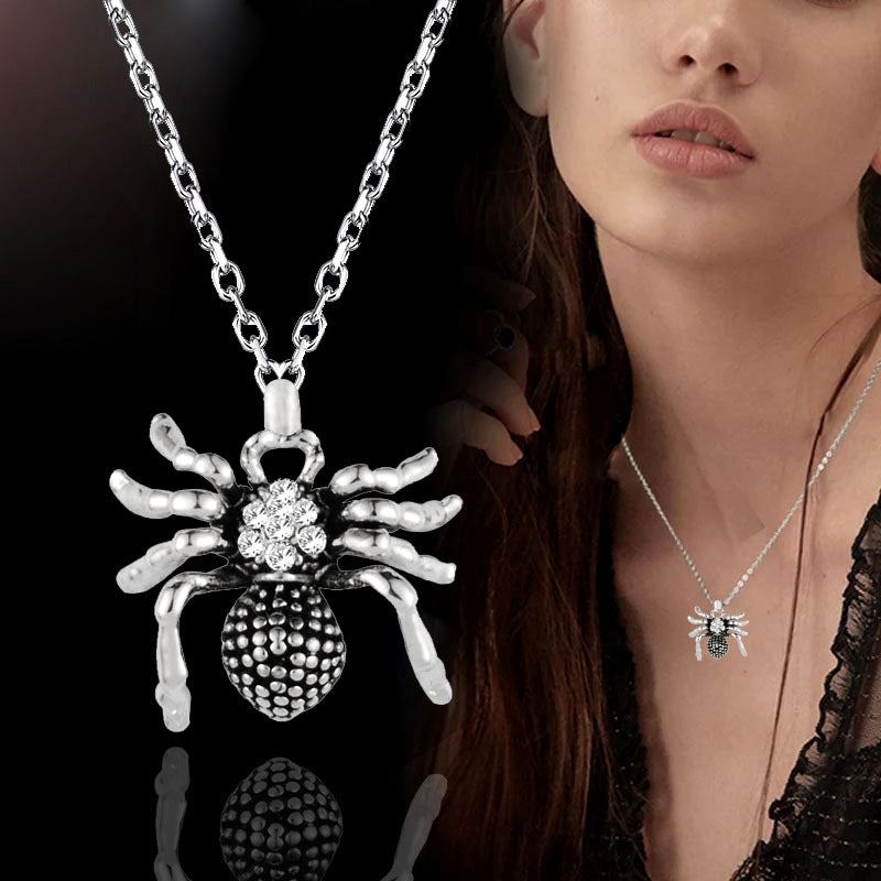 Spider Necklace for Women Men Gothic Pendant Fashion Jewelry Halloween Accessory