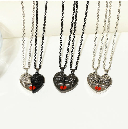 Punk Retro Skull Pendant Necklace Halloween Heart Magnetic Love Couple Jewelry