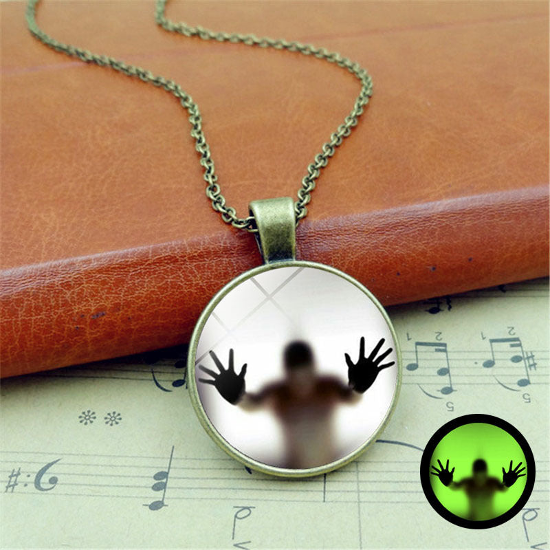 Halloween Luminous Round Necklace Glow in Dark Vintage Clavicle Pendant Jewelry