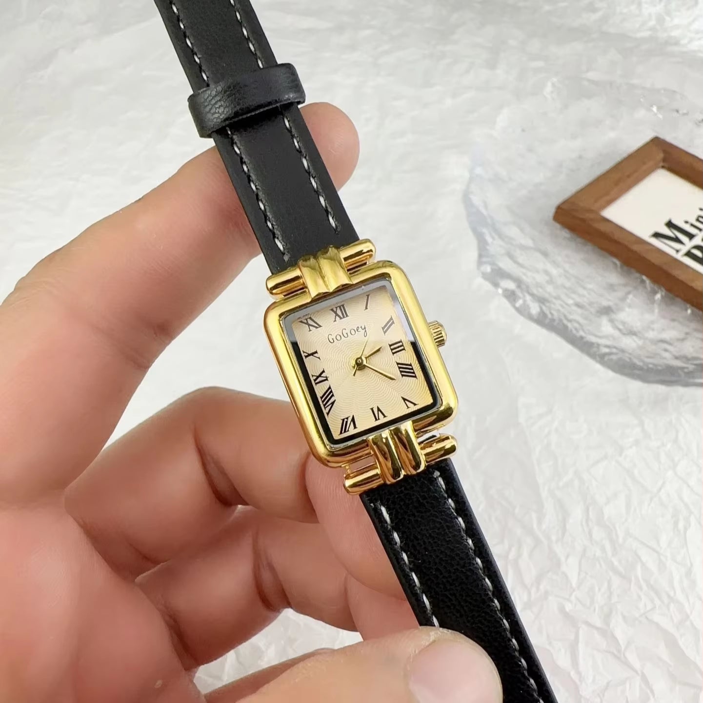 Fashion Ladies Watch Simple Vintage Roman Dial Quartz Watch Leather Strap Women Wristwatches Dropshipping Relojes Para Mujer
