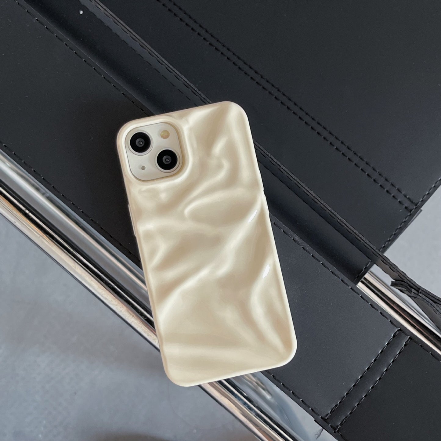 Electroplating Three Dimensional Pleated TPU Phone Case